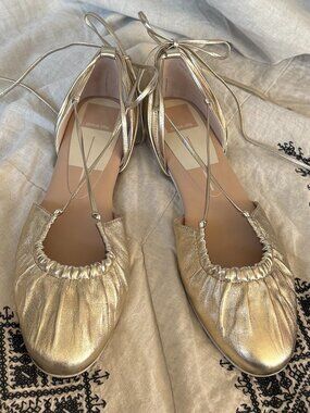 Dolce Vita Cancun Ankle Tie Flat — Gold Metallic — Size 9.5